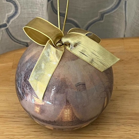 Thomas Kincaid glass Christmas ornament balls - Picture 6 of 7